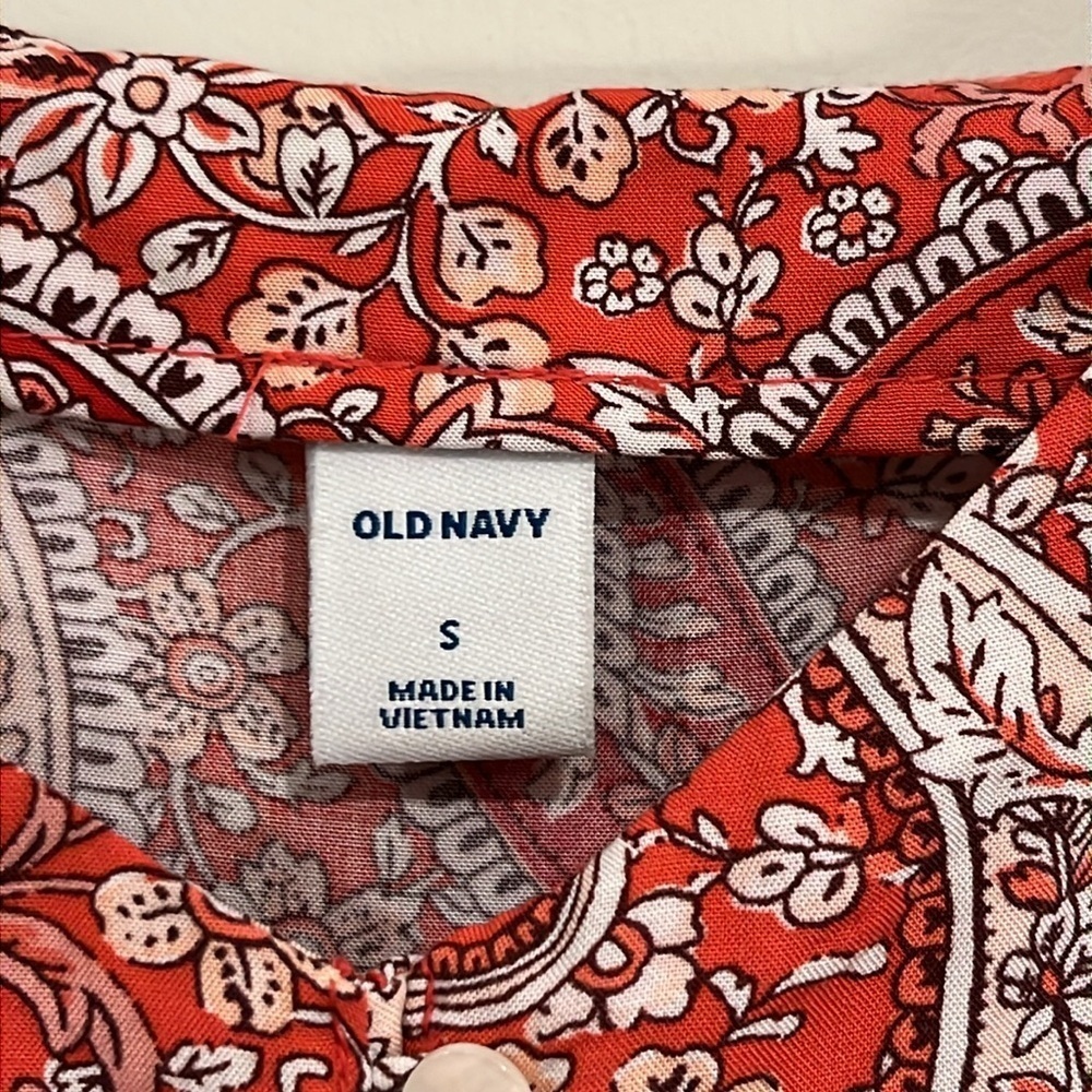 OLD NAVY Semi Fitted Paisley Floral Cami Tank Top Button Front Adjustable Straps - Picture 3 of 5